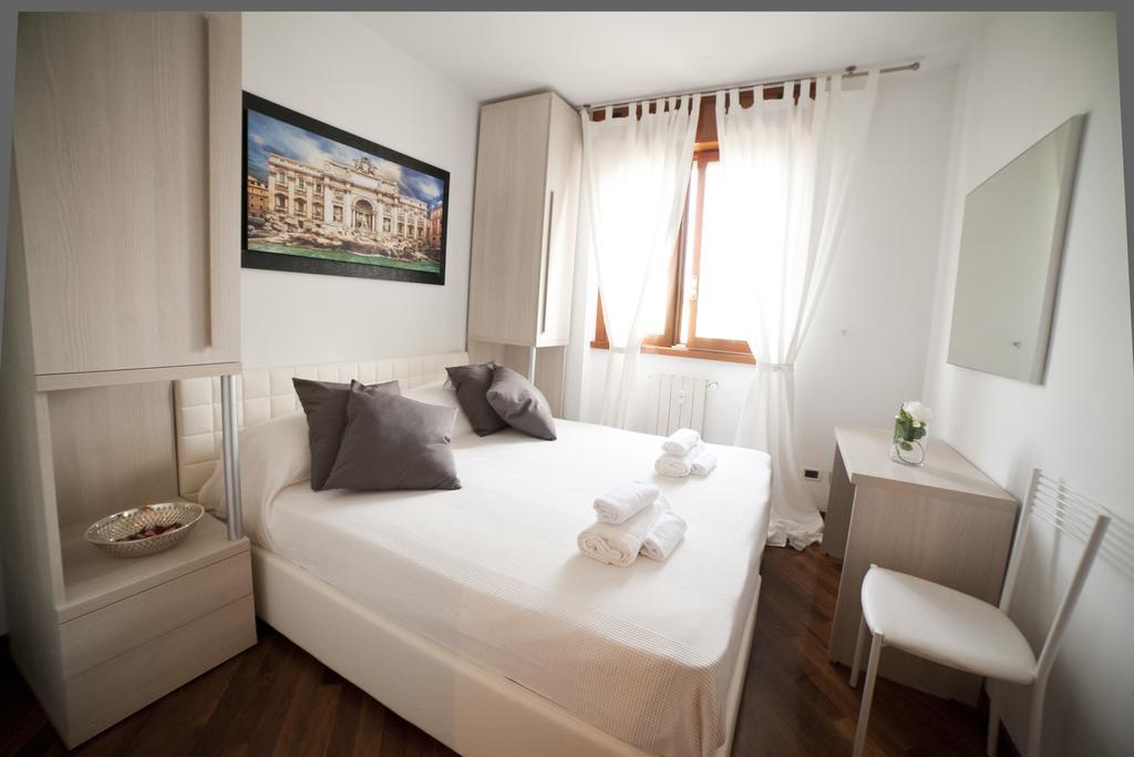 Roman Holidays All'Eur Bilik gambar